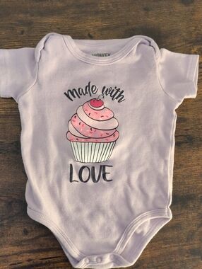 5/$25 Monkey Bars  Pink Onesie Bodysuit 18M